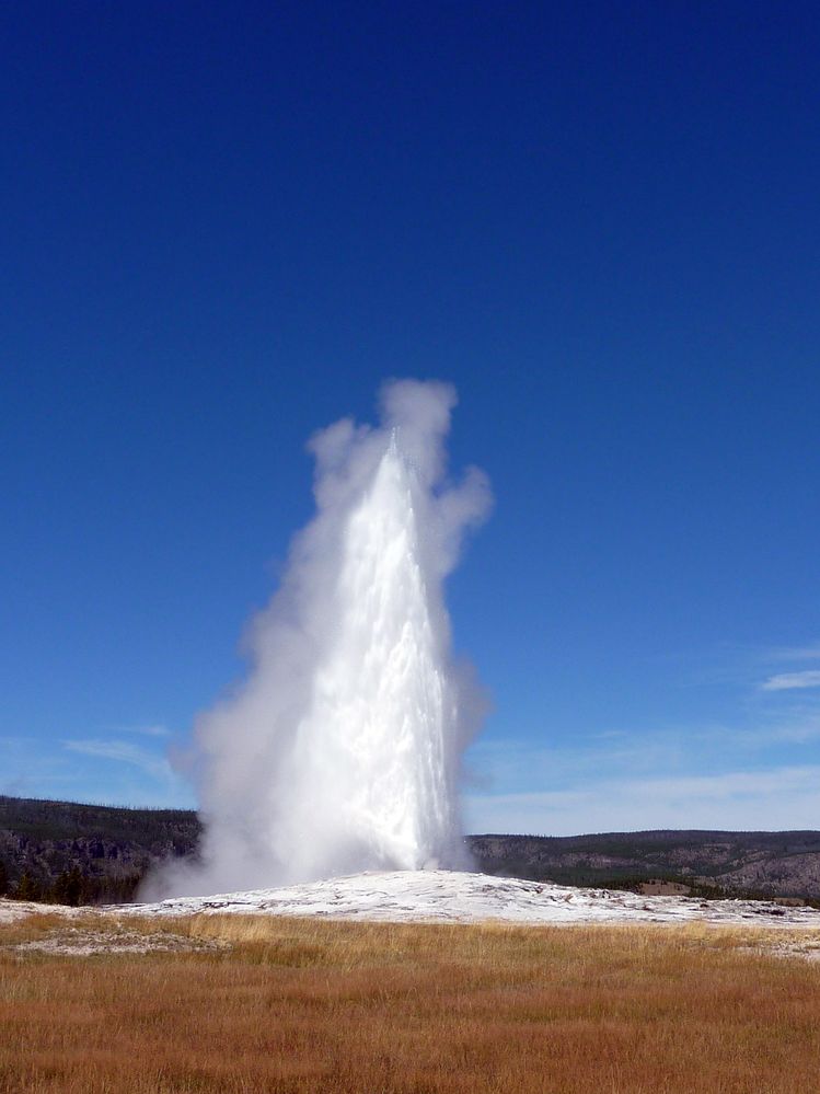 Yellowstone Old faithfull et ses environs (5).JPG